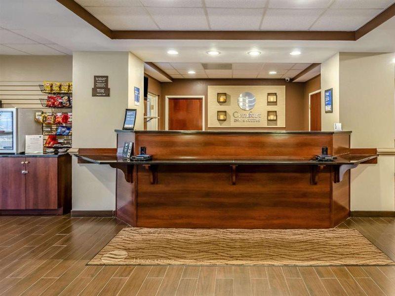 Comfort Inn & Suites Christiansburg I-81 Εξωτερικό φωτογραφία