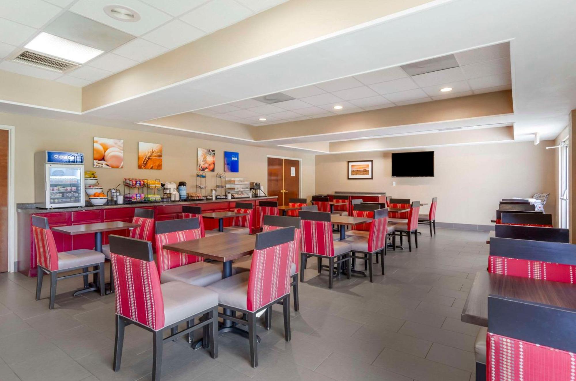 Comfort Inn & Suites Christiansburg I-81 Εξωτερικό φωτογραφία