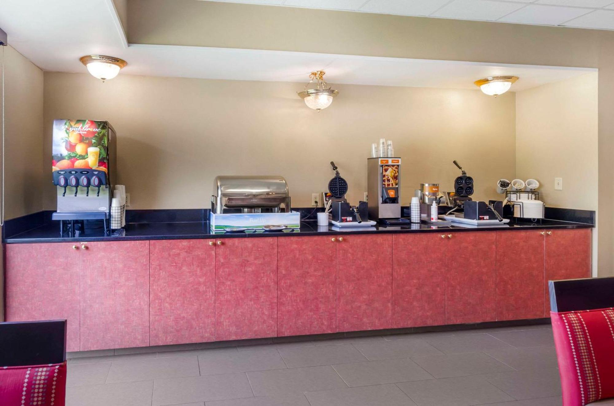 Comfort Inn & Suites Christiansburg I-81 Εξωτερικό φωτογραφία