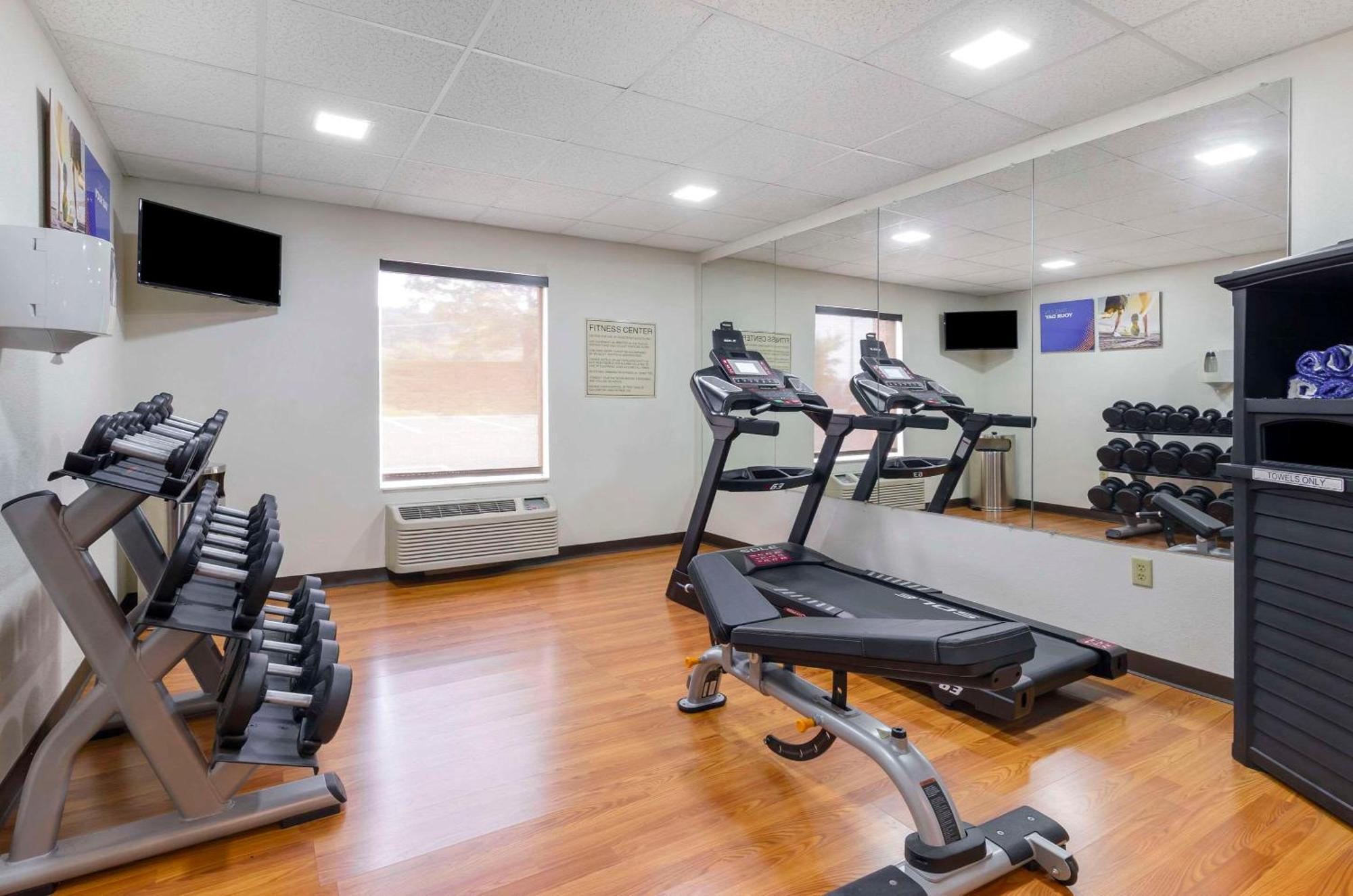 Comfort Inn & Suites Christiansburg I-81 Εξωτερικό φωτογραφία