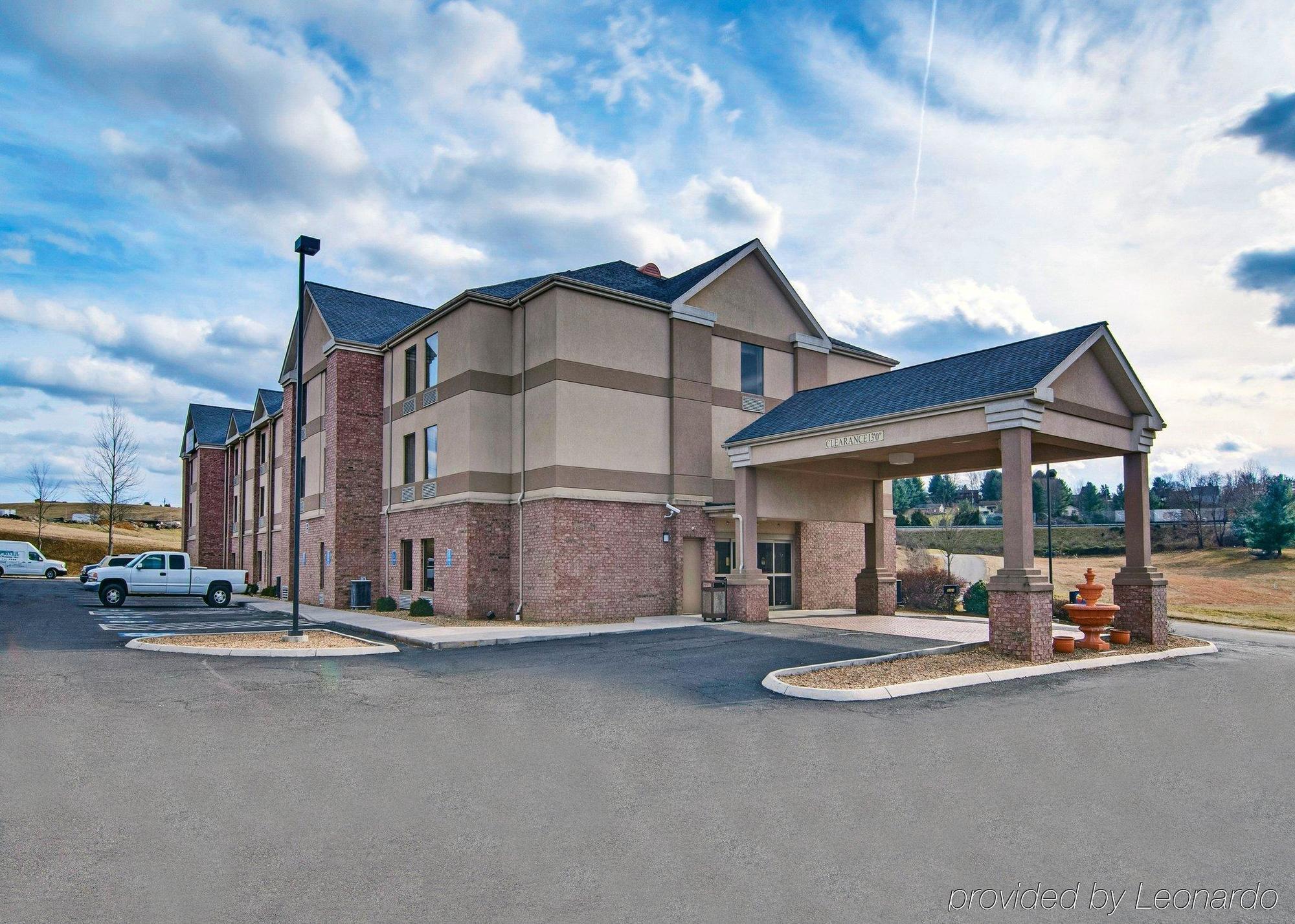 Comfort Inn & Suites Christiansburg I-81 Εξωτερικό φωτογραφία